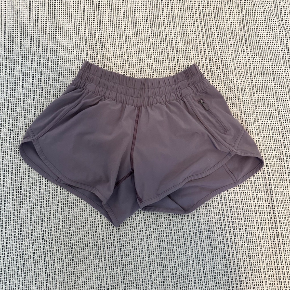 Lululemon Track That High-Rise Lined Short 3" Size 6 Purple